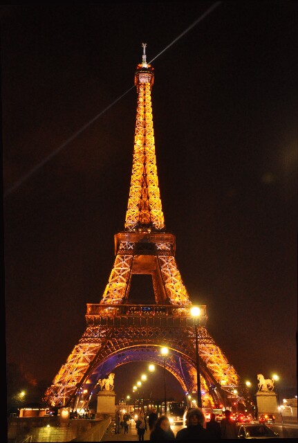 min 2009 12 14 paris night 050